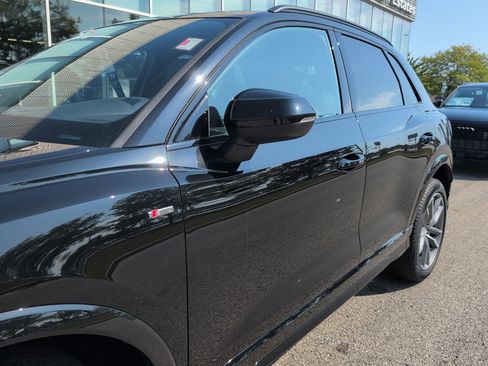 New 2025 Audi Q3 2.0T Premium image 35