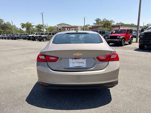 Used 2023 Chevrolet Malibu LT FWD image 4