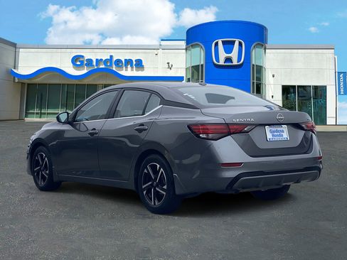 Used 2024 Nissan Sentra SV w/ All-Weather Package FWD image 4