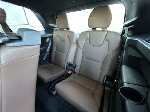 Certified 2024 Volvo XC90 T8 Plus w/ Protection Package image 24