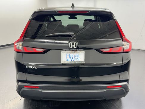 Used 2025 Honda CR-V LX image 10