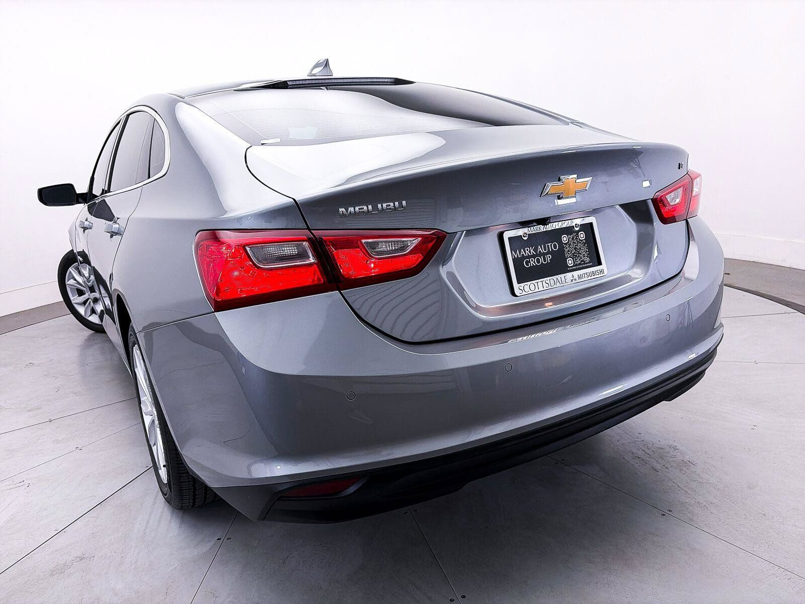 Used 2024 Chevrolet Malibu LT FWD image 4