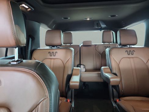 Certified 2022 Ford Expedition King Ranch RWD image 18