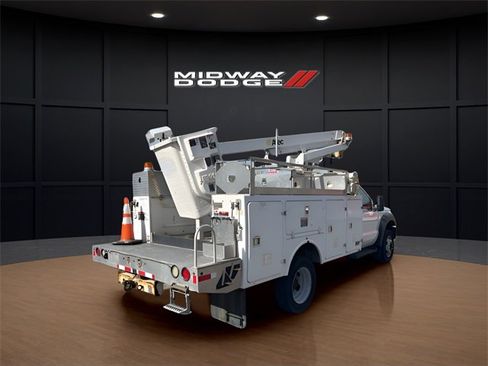 Used 2013 Ford F450 XL w/ Snow Plow Prep Pkg image 4