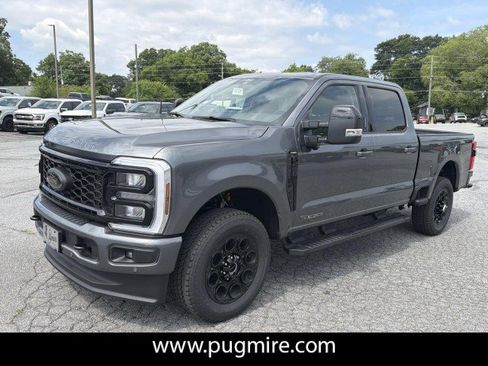 New 2026 Ford F250 Lariat w/ Black Appearance Package AWD/4WD image 3
