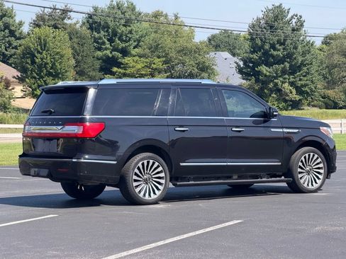 Used 2019 Lincoln Navigator L Reserve AWD/4WD image 4