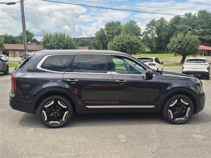 Used 2025 Kia Telluride S AWD/4WD image 7