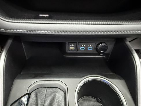 Used 2022 Toyota Highlander XLE image 20