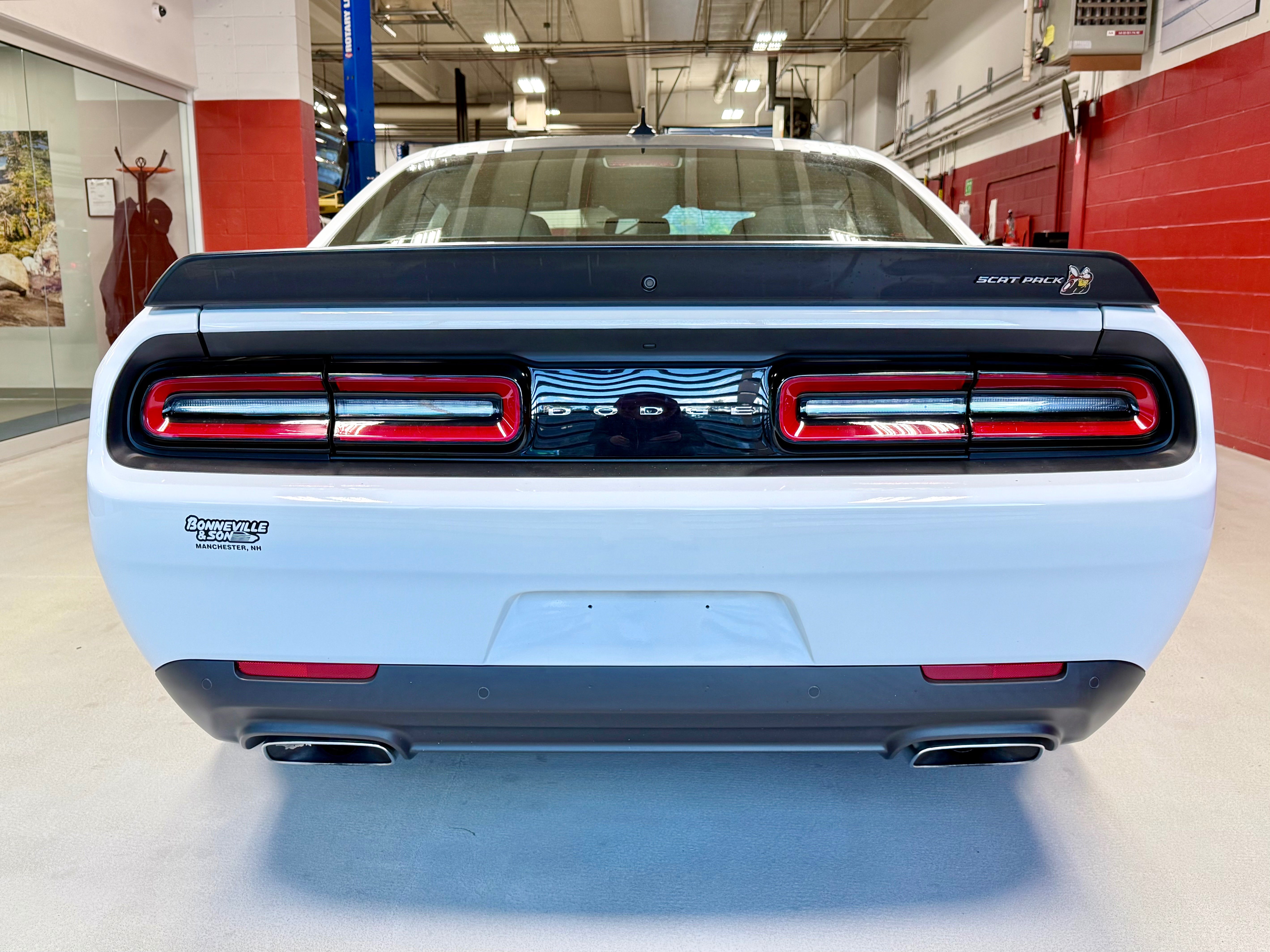 Certified 2022 Dodge Challenger R/T Scat Pack RWD image 7