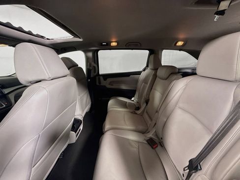 Used 2019 Honda Odyssey EX-L image 24