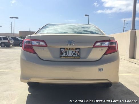 Used 2012 Toyota Camry LE image 5