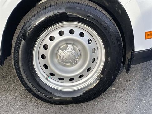 Used 2025 Ford Maverick XL w/ Equipment Group 102A image 34