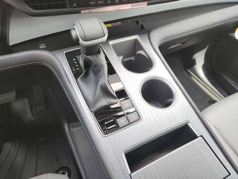 New 2026 Toyota Sienna XLE image 19