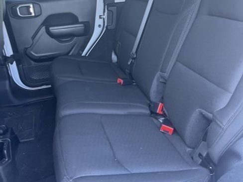 Used 2021 Jeep Wrangler Unlimited Sport image 10