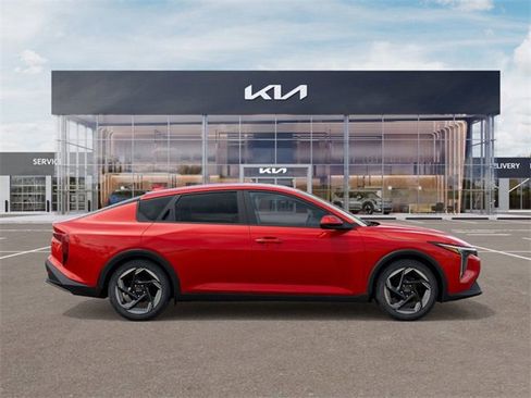 New 2025 Kia K4 EX image 10