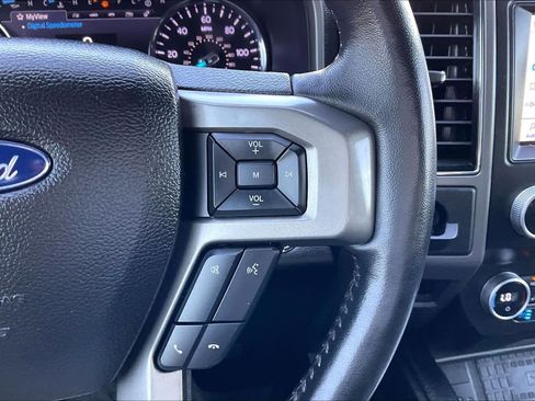 Used 2021 Ford Expedition XLT AWD/4WD image 24
