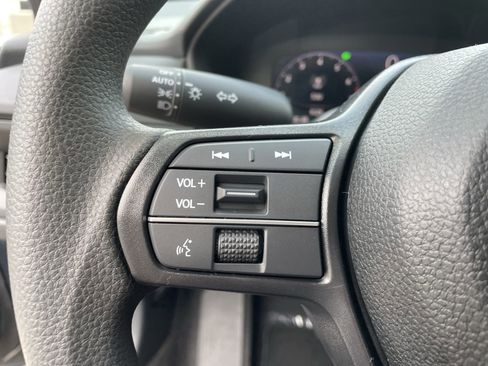 New 2025 Honda Accord SE image 17