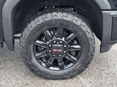 New 2026 GMC Sierra 2500 AT4 w/ AT4 Premium Plus Package image 11