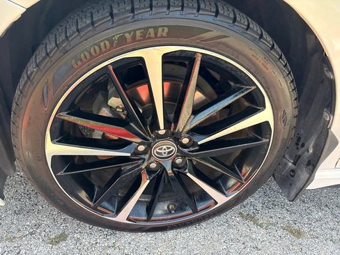 Used 2019 Toyota Camry XSE w/ Driver Assist Package FWD image 9