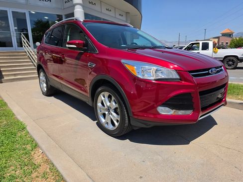 Used 2016 Ford Escape Titanium AWD/4WD image 3