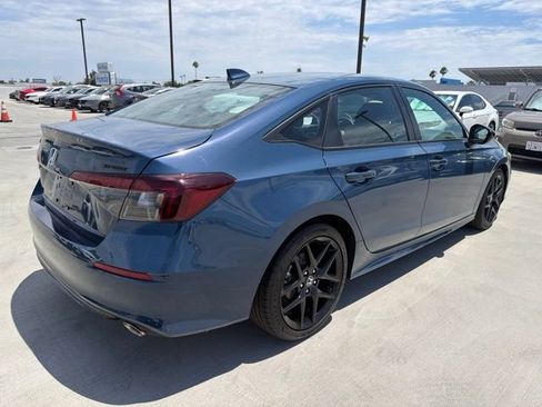 Used 2026 Honda Civic Sport image 2
