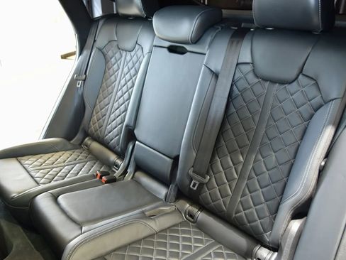 Used 2023 Audi SQ5 Premium Plus w/ Premium Plus Package image 21