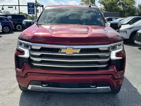 Certified 2025 Chevrolet Silverado 1500 High Country image 3