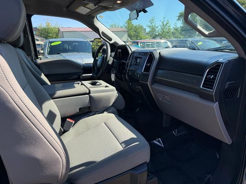 Used 2017 Ford F250 XLT w/ XLT Value Package AWD/4WD image 18