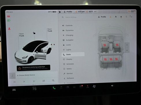 Used 2021 Tesla Model 3 Standard Range Plus image 27