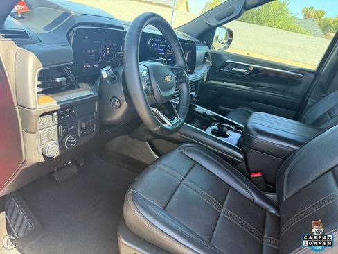 Certified 2025 Chevrolet Tahoe High Country AWD/4WD image 20