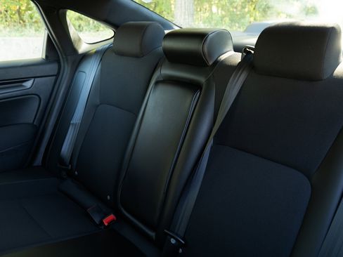 Certified 2025 Honda Civic Sport image 17