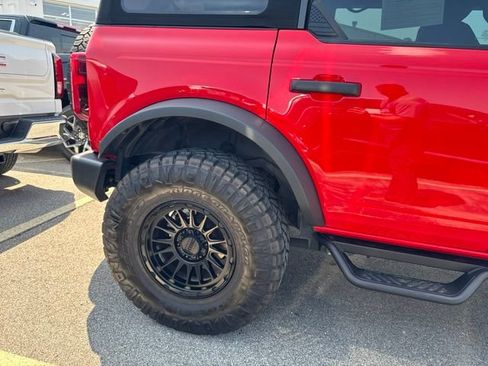 Used 2023 Ford Bronco 4-Door AWD/4WD image 11