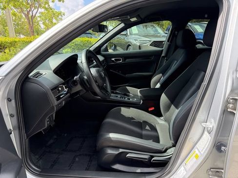 Used 2023 Honda Civic Sport image 10