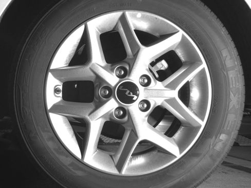Used 2025 Kia Soul LX w/ LX Technology Package FWD image 14