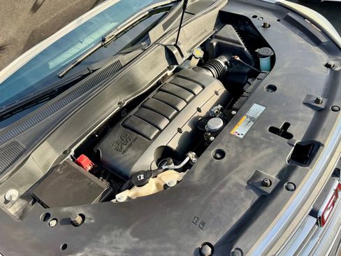 Used 2016 GMC Acadia SLT w/ Open Road Package image 30