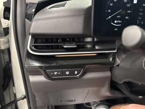 Used 2025 Kia Carnival SX Prestige FWD image 23