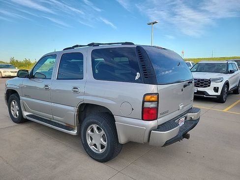 Used 2004 GMC Yukon Denali AWD/4WD image 5