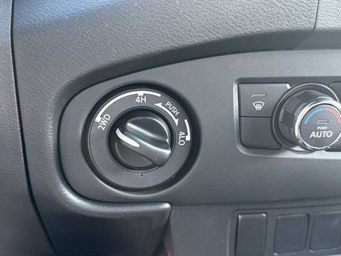 Used 2023 Nissan Frontier PRO-4X w/ Tow Package image 31