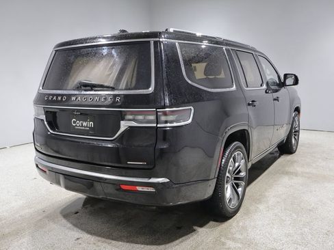 Used 2022 Jeep Grand Wagoneer Series III AWD/4WD image 2