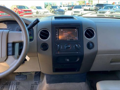 Used 2006 Ford F150 XLT image 6