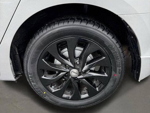 Used 2019 Nissan Sentra S w/ Appearance Package image 30