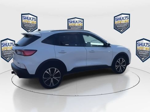 Used 2022 Ford Escape SEL w/ SEL Stealth AWD Package image 9