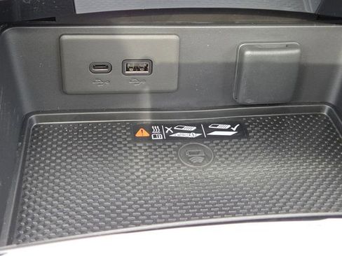 New 2026 Buick Envision Sport Touring AWD/4WD image 11