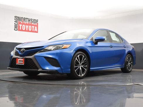 Used 2019 Toyota Camry SE image 30