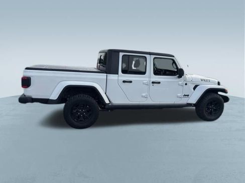 Used 2021 Jeep Gladiator Sport AWD/4WD image 10