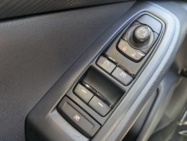 Used 2025 Subaru Crosstrek 2.5i Premium AWD/4WD image 23