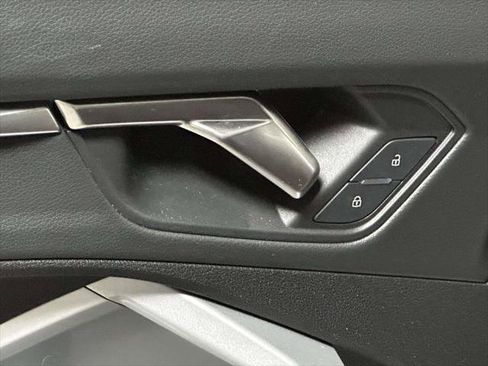 Used 2023 Audi Q3 2.0T Premium Plus w/ Premium Plus Package AWD/4WD image 13