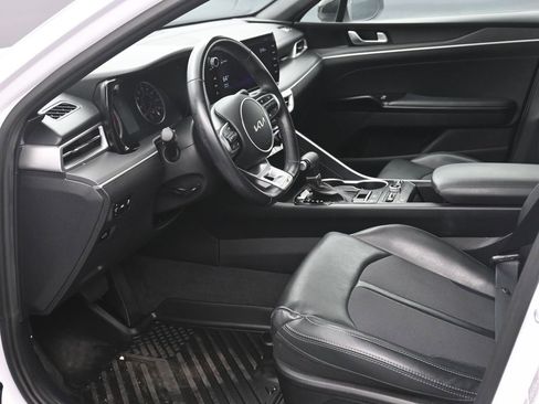 Used 2022 Kia K5 GT-Line image 10