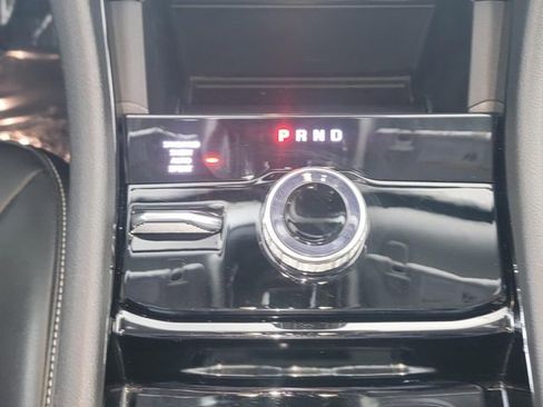 Used 2023 Jeep Grand Cherokee Limited w/ Black Appearance Package image 26