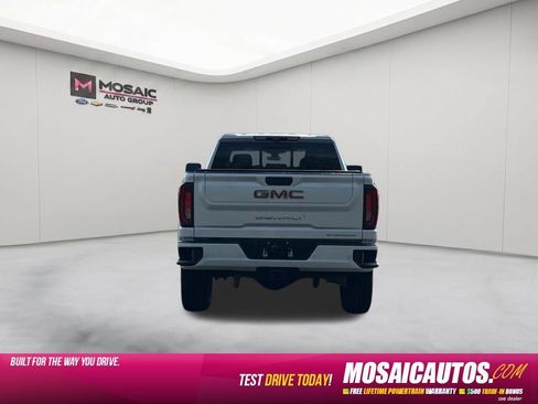 Used 2023 GMC Sierra 3500 Denali w/ Technology Package AWD/4WD image 6